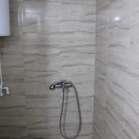 Casuta Galbena - Gradina, Parcare, Bucatarie, Foisor & Bbq - Chalet *
